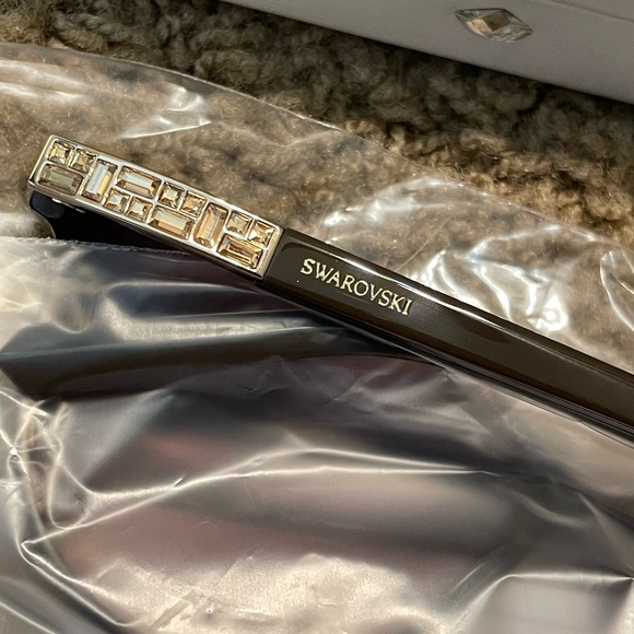 Swarovski SK0123-H Cat Sunglasses - Picture 3 of 9